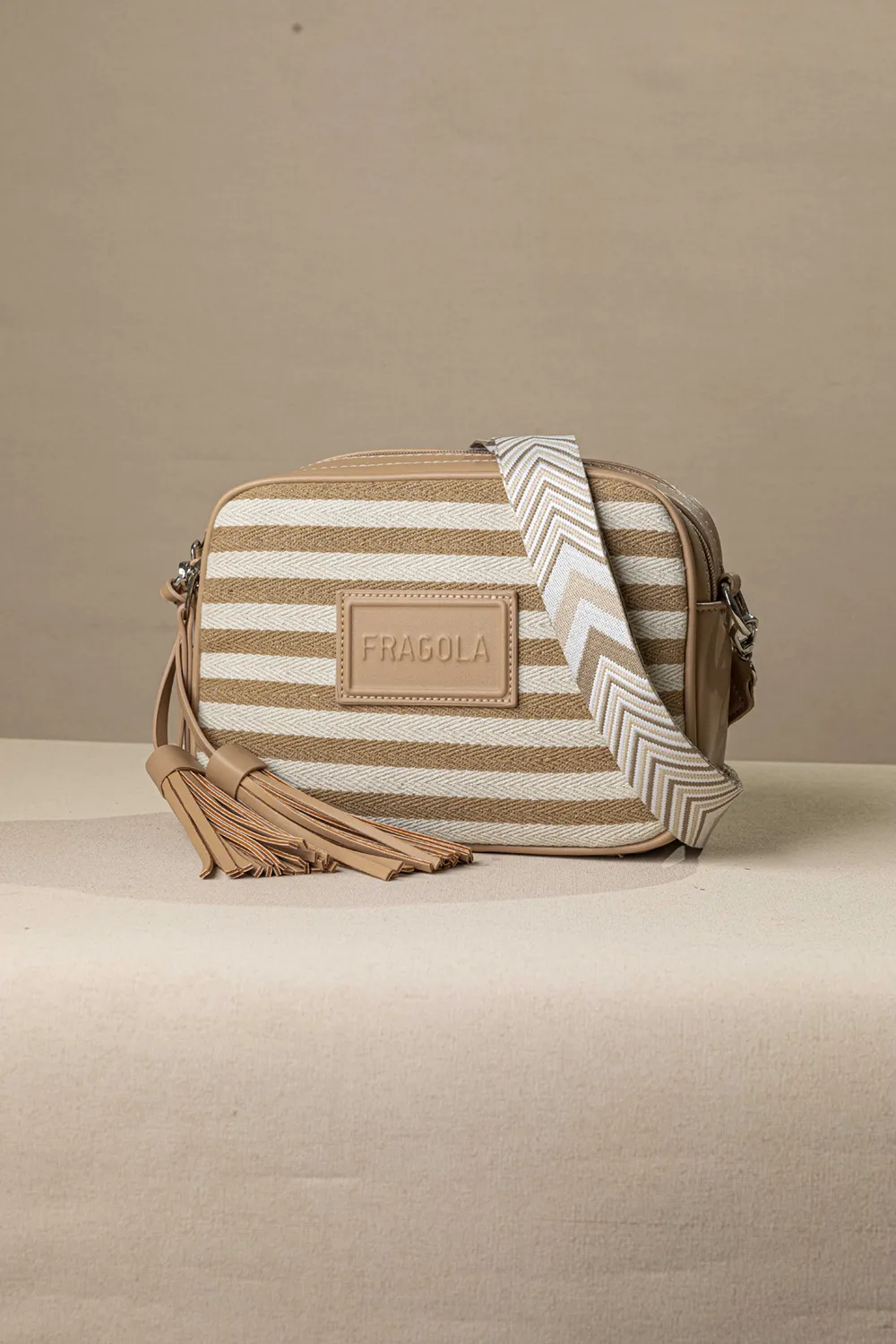 Χιαστί διθέσια τσάντα ώμου και χιαστί από καραβόπανο