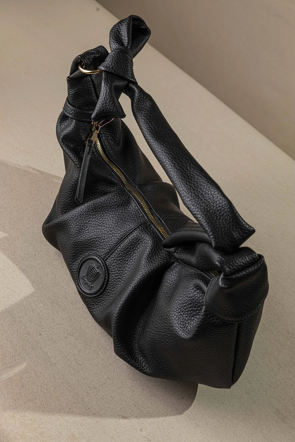 Τσάντα Croissant χιαστί