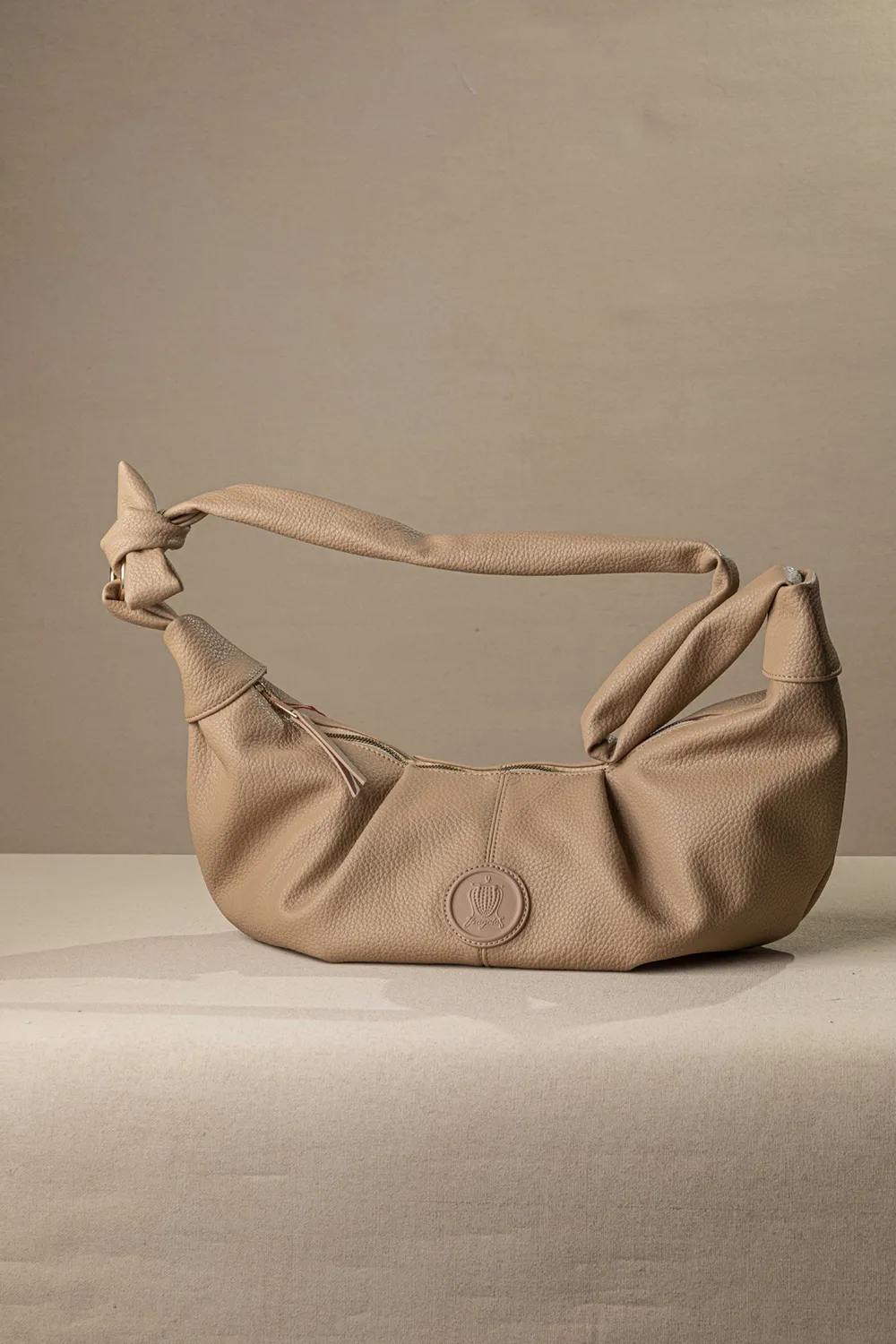 Τσάντα Croissant χιαστί