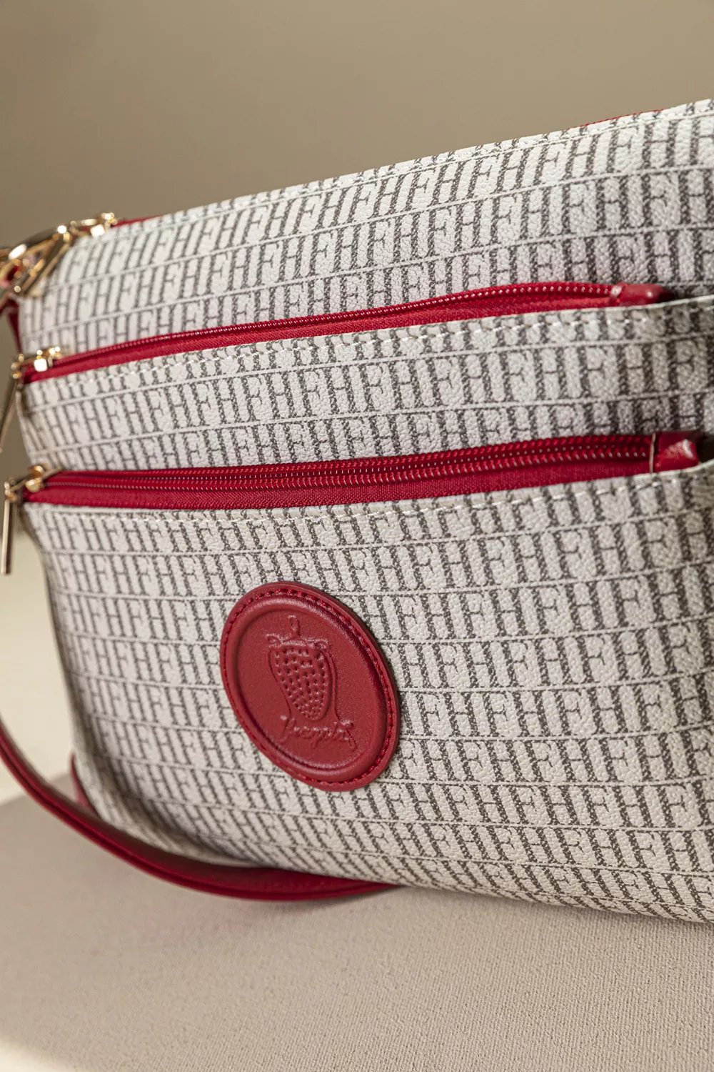 Minimal  χιαστί τριθέσια τσάντα