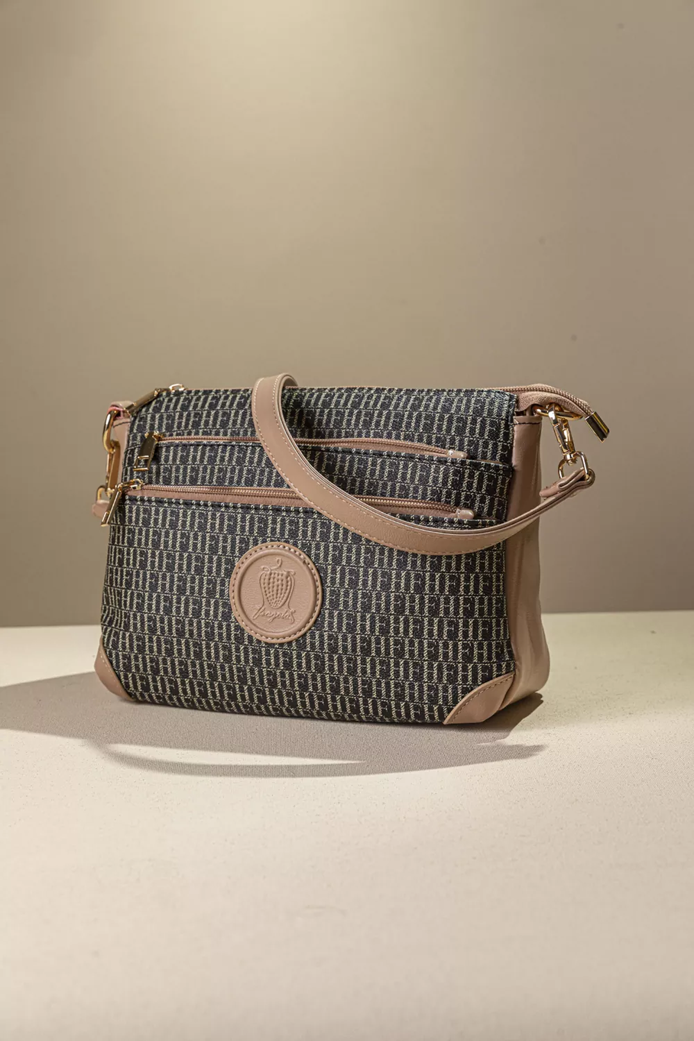 Minimal  χιαστί τριθέσια τσάντα