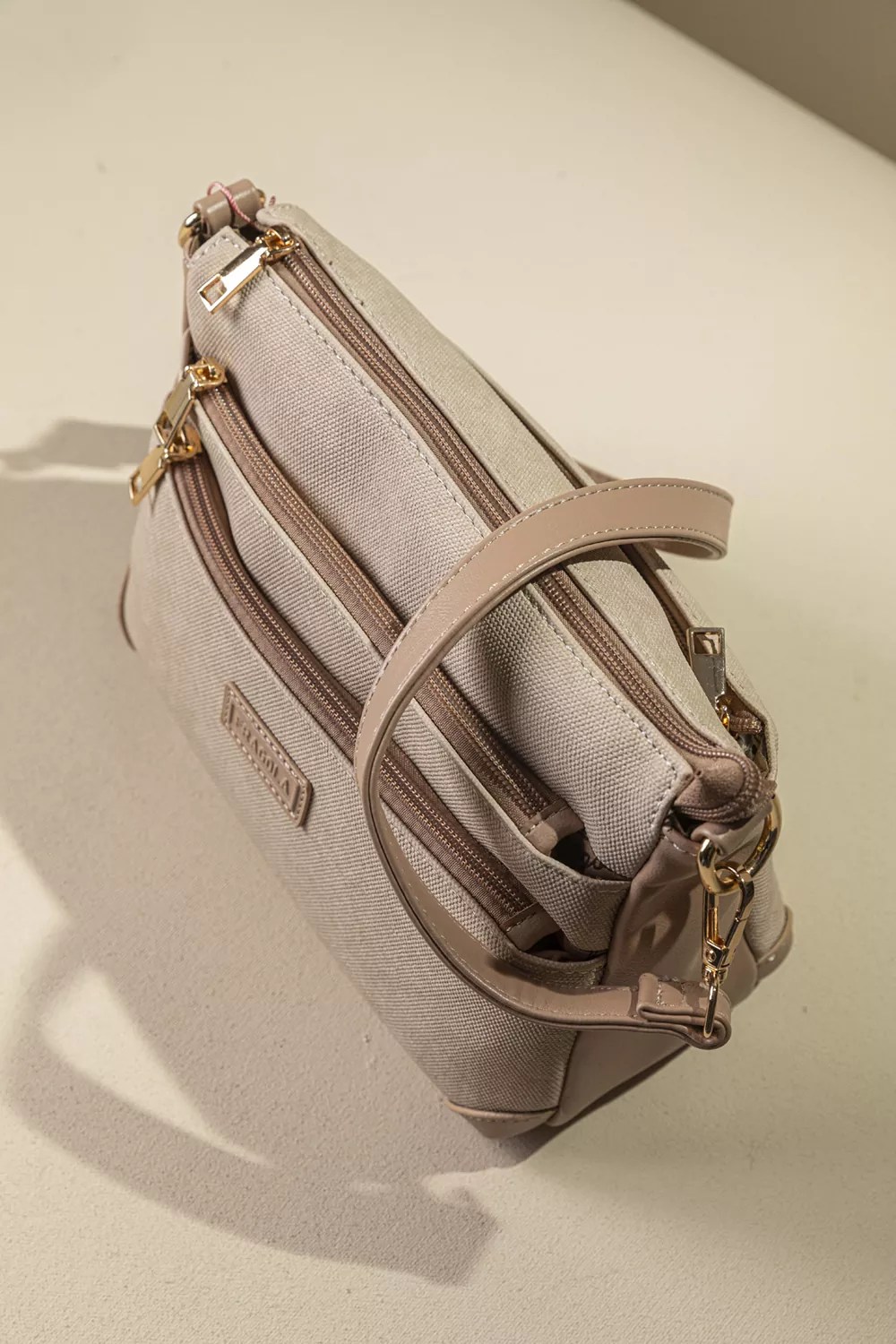 Minimal  χιαστί τριθέσια τσάντα