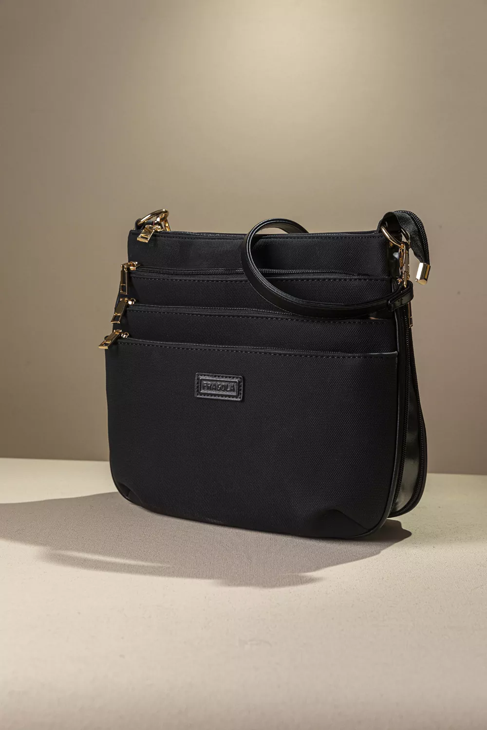 Minimal χιαστί πολυθέσια τσάντα