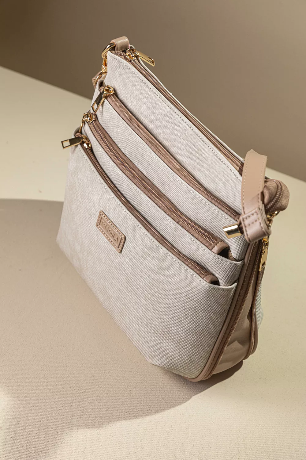 Minimal χιαστί πολυθέσια τσάντα