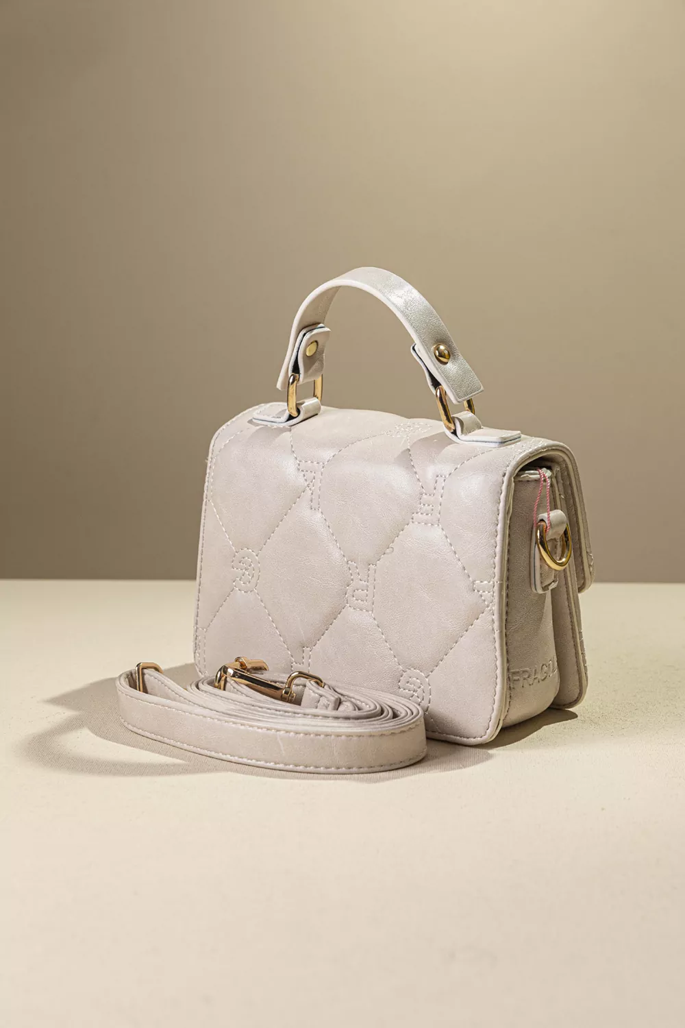 Καπιτονέ τριθέσια τσάντα χειρός