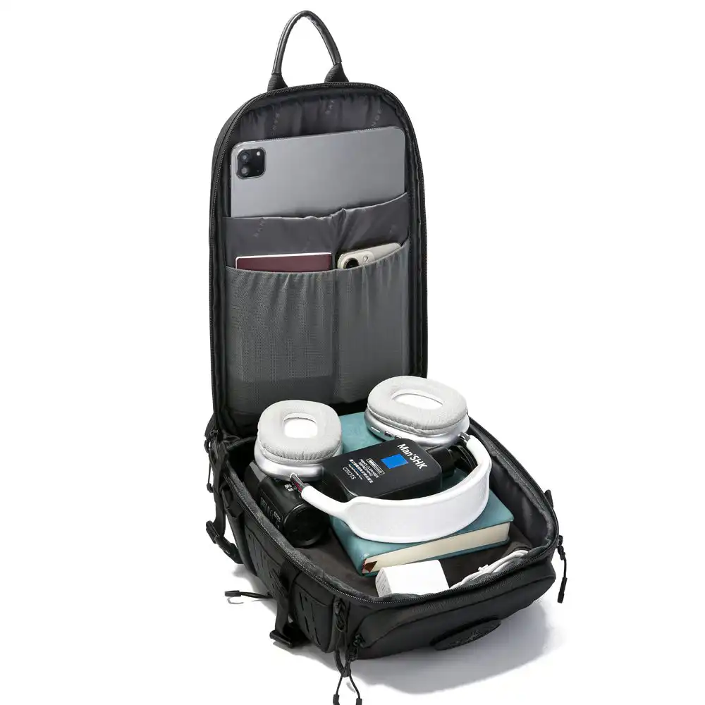 Τσαντάκι Στήθους Bange FW231 μαύρο