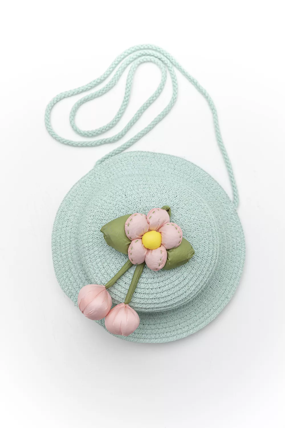 Παιδικό ψάθινο τσαντάκι σε σχήμα καπέλου