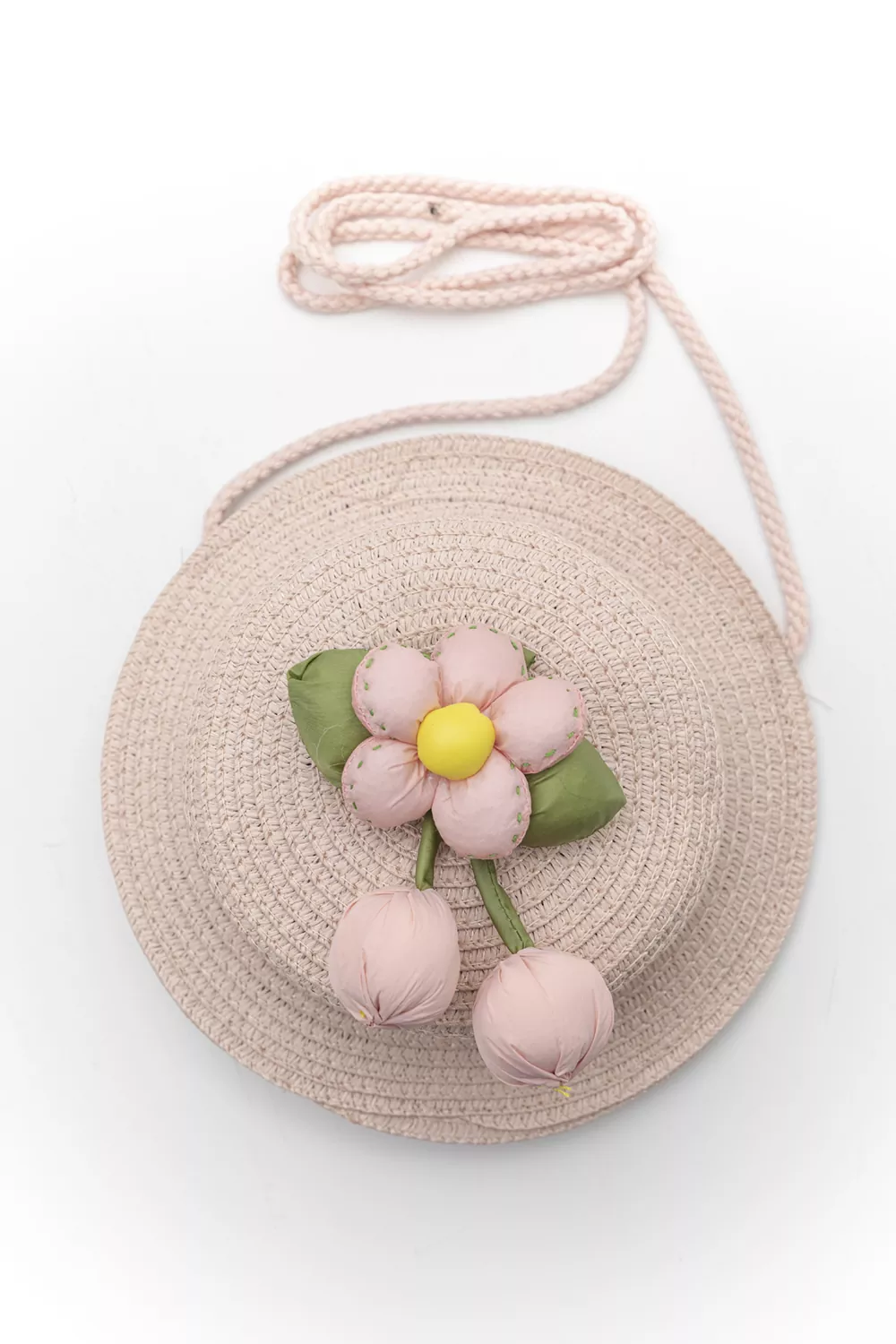 Παιδικό ψάθινο τσαντάκι σε σχήμα καπέλου