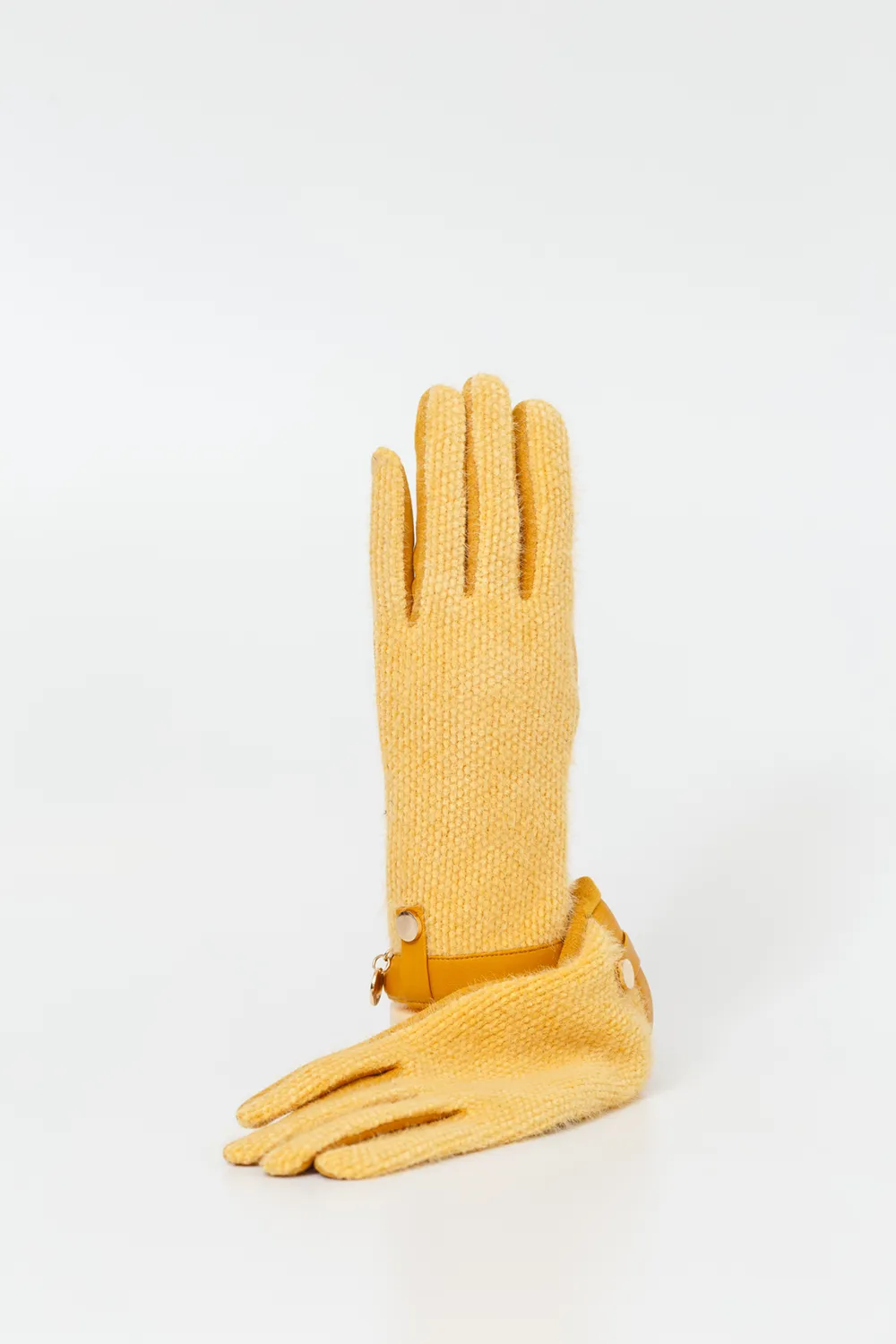 Γάντι γυναικείο με χρυσό button