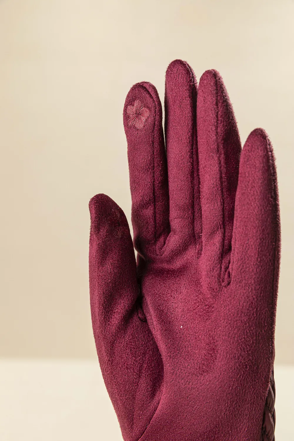 Γάντι με καπιτονέ υφή Γάντι με καπιτονέ υφή