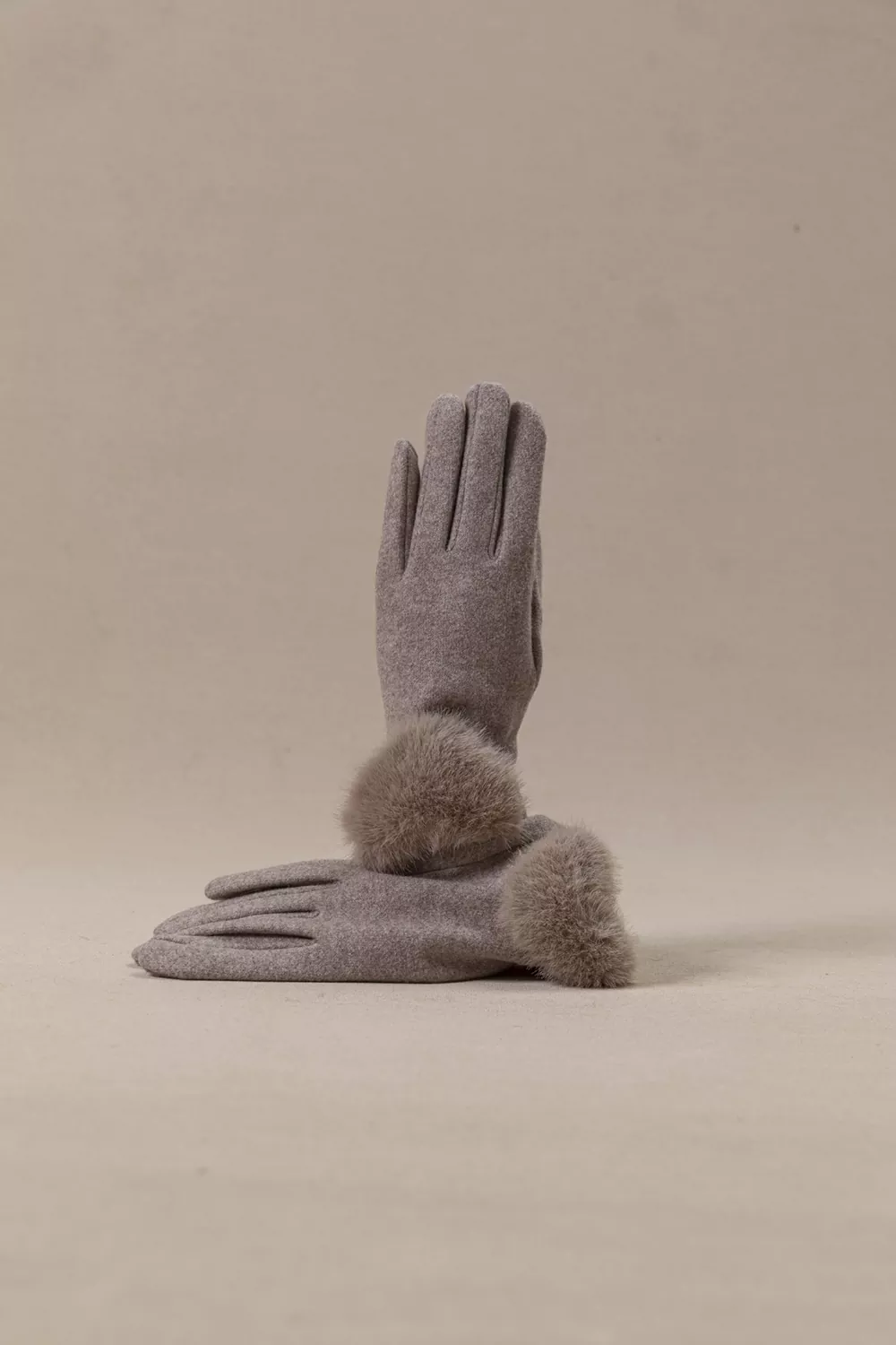 Γάντι γυναικείο με οικολογική γούνα καρδιά