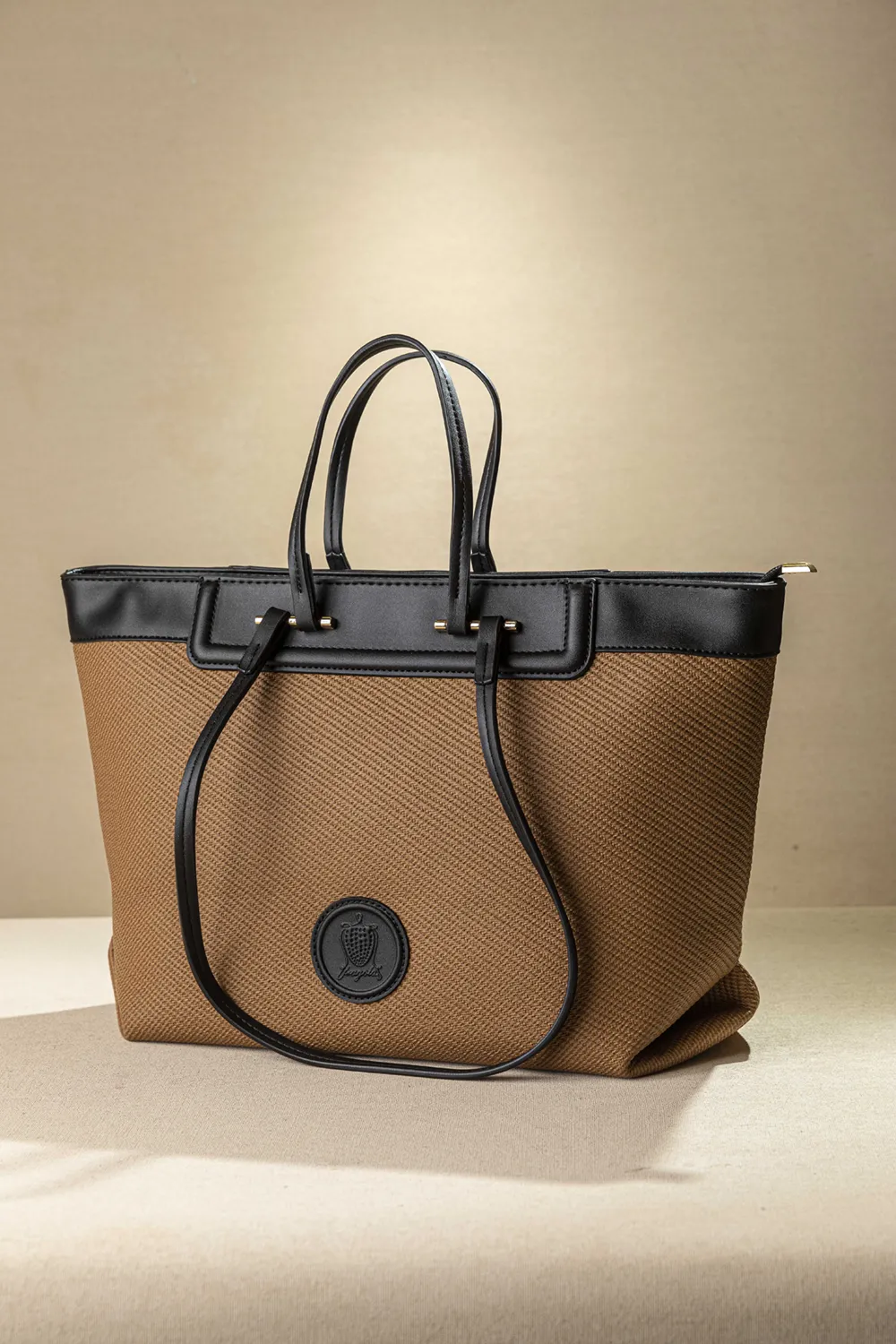 Η απόλυτη τσάντα για κάθε μέρα