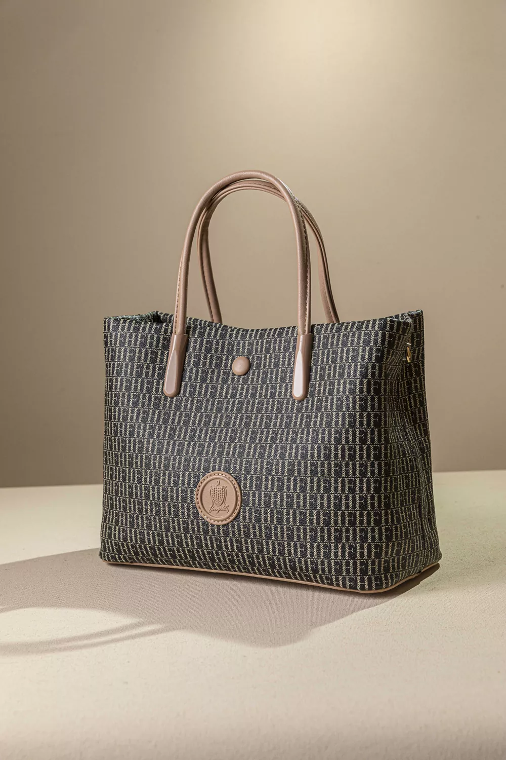 All time classic τσάντα για όλες τις ηλικίες