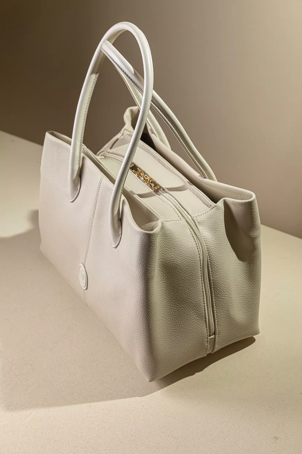 Κομψή γυναικεία τσάντα