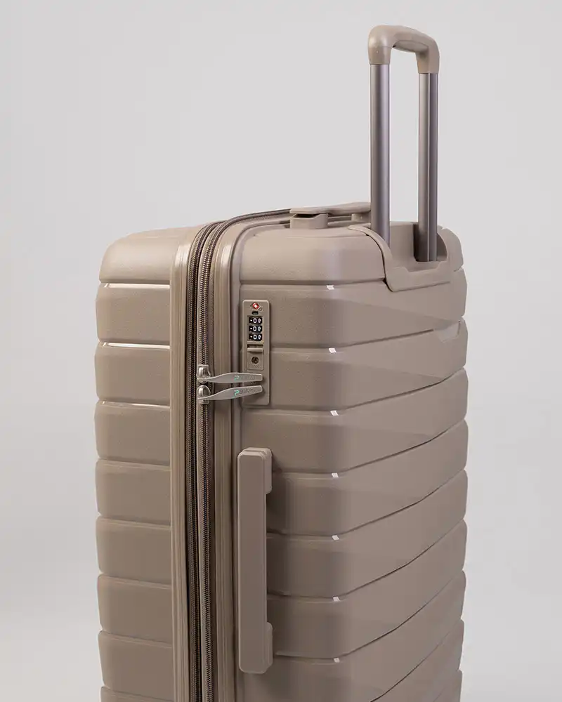 Βαλίτσα Σκληρή 1024 Επεκτεινόμενη Champagne – Μεσαία