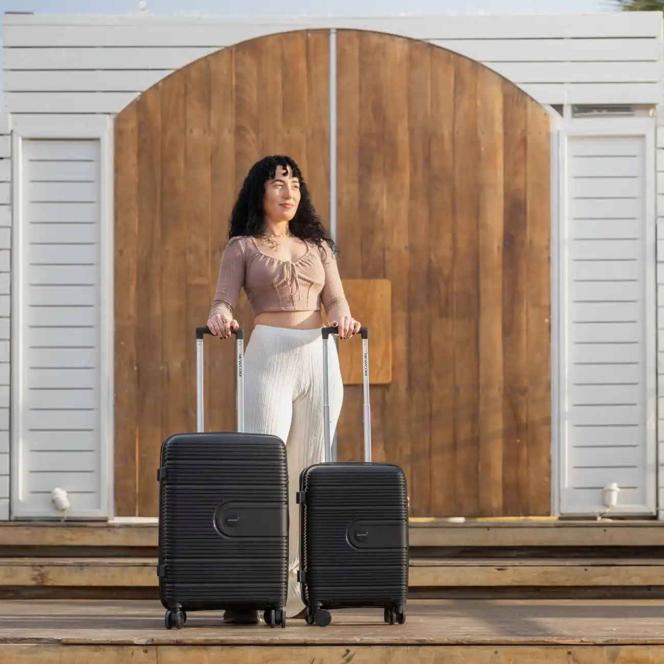 Βαλίτσες σκληρές μικρή μεσαία Newcom (PP) N1594 μαύρο