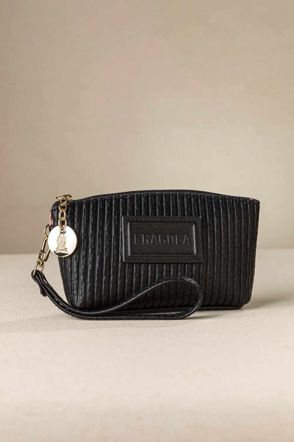 Νεσεσέρ χειρός Νεσεσέρ χειρός