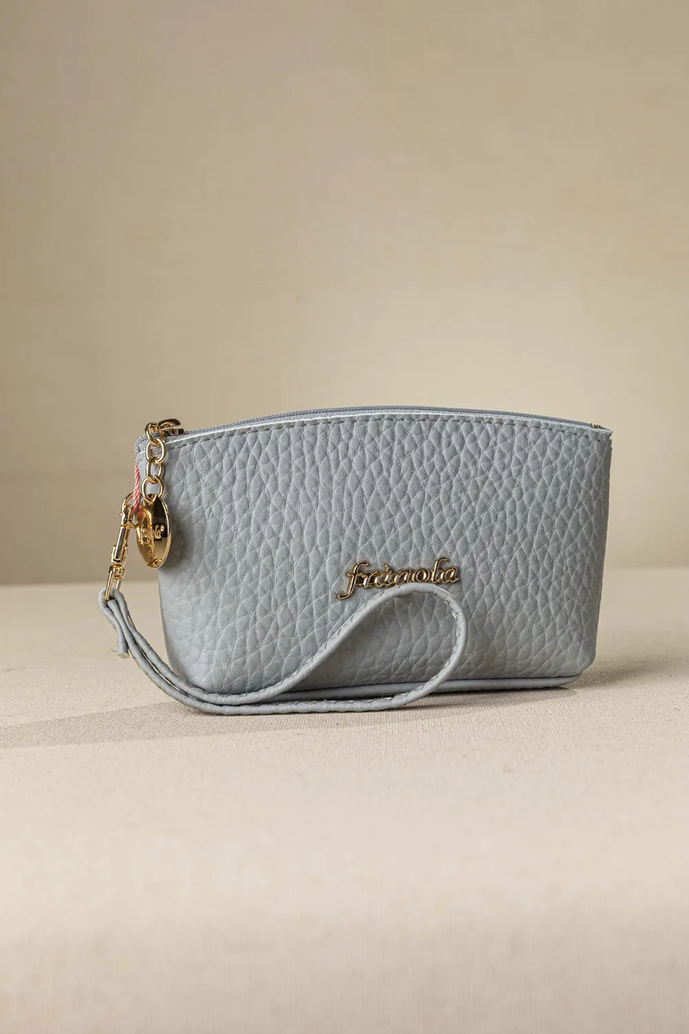 Πορτοφόλι – Νεσεσέρ χειρός με αποσπώμενη χειρολαβή