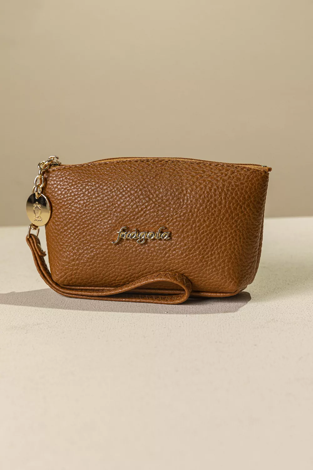 Πορτοφόλι – Νεσεσέρ χειρός με αποσπώμενη χειρολαβή