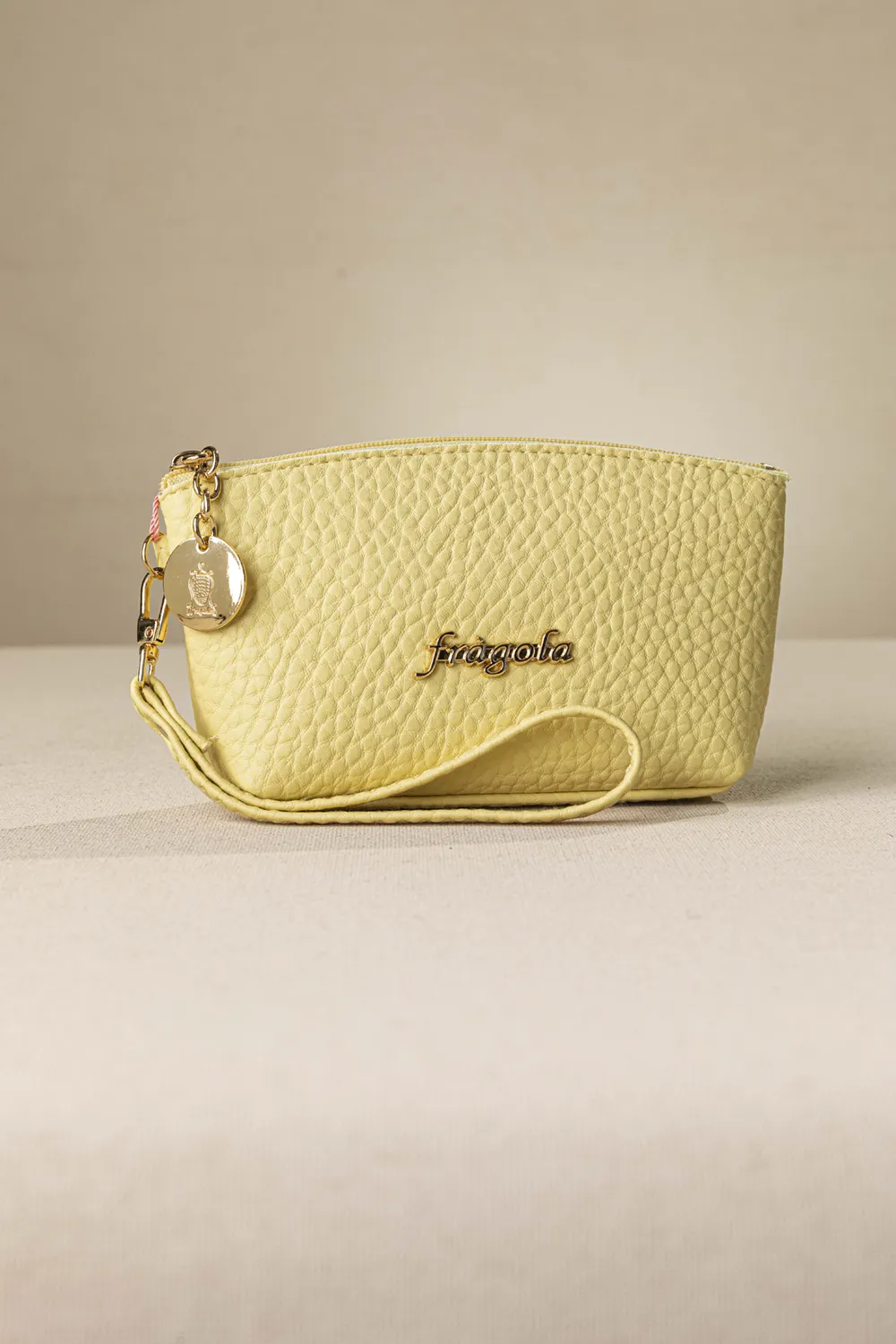 Πορτοφόλι – Νεσεσέρ χειρός με αποσπώμενη χειρολαβή Πορτοφόλι – Νεσεσέρ χειρός με αποσπώμενη χειρολαβή