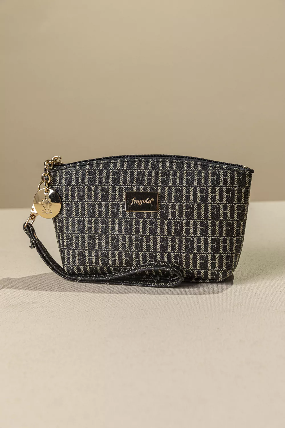 Νεσεσέρ χειρός μικρού μεγέθους με αποσπώμενη χειρολαβή