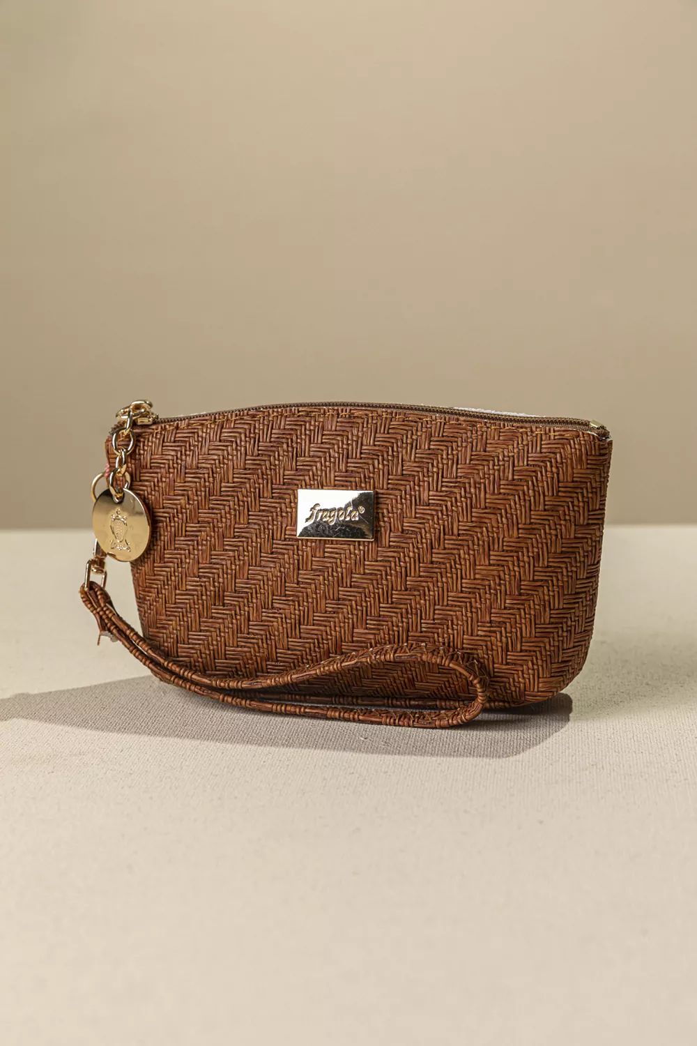 Νεσεσέρ χειρός μικρού μεγέθους με αποσπώμενη χειρολαβή