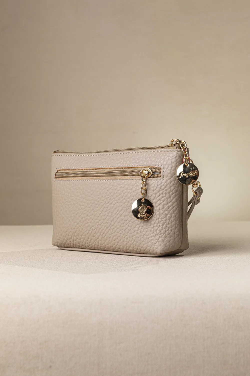 Νεσεσέρ χειρός με αποσπώμενη χειρολαβή Νεσεσέρ χειρός με αποσπώμενη χειρολαβή