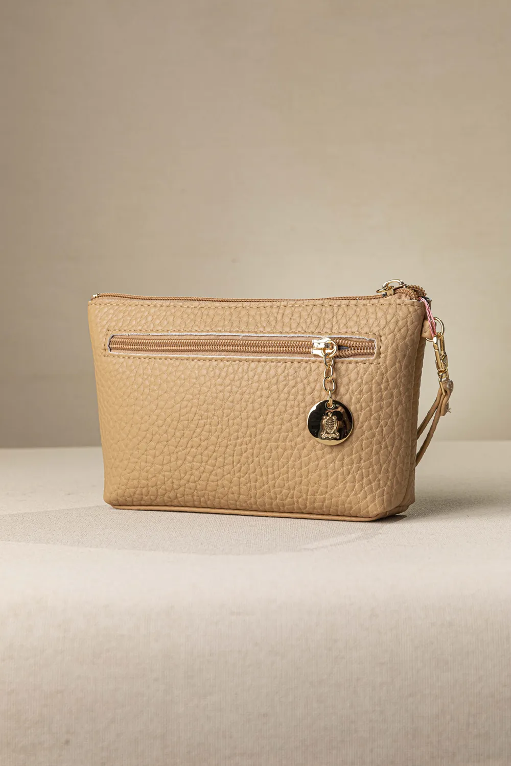 Νεσεσέρ χειρός με αποσπώμενη χειρολαβή Νεσεσέρ χειρός με αποσπώμενη χειρολαβή