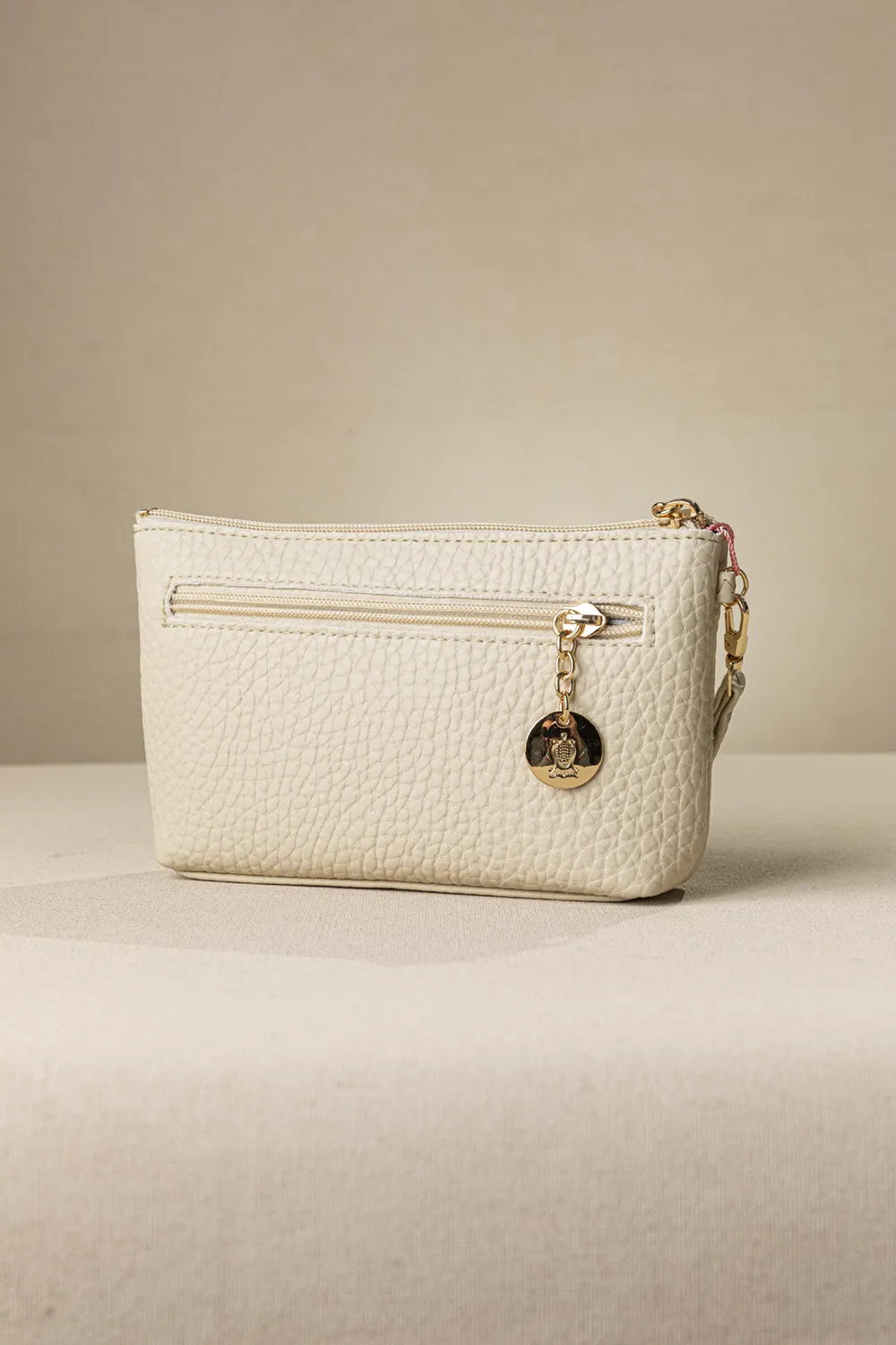 Νεσεσέρ χειρός με αποσπώμενη χειρολαβή Νεσεσέρ χειρός με αποσπώμενη χειρολαβή