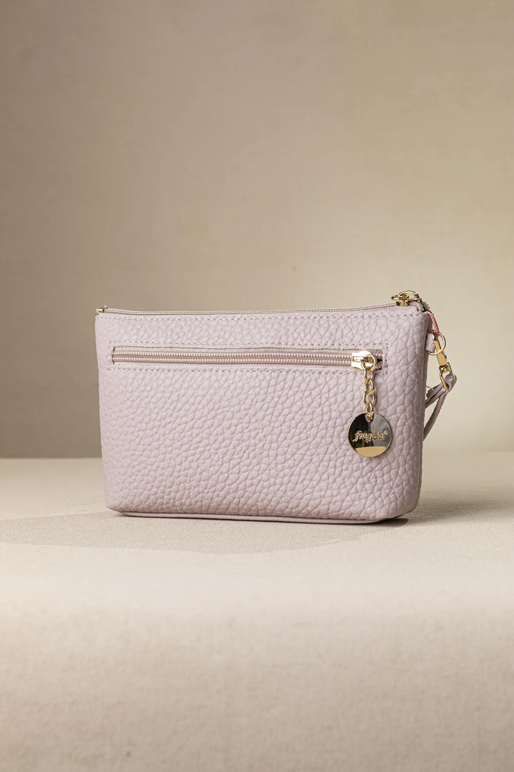 Νεσεσέρ χειρός με αποσπώμενη χειρολαβή Νεσεσέρ χειρός με αποσπώμενη χειρολαβή