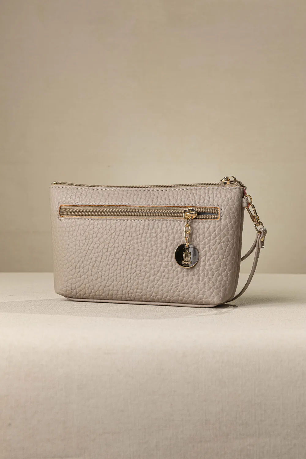 Νεσεσέρ χειρός με αποσπώμενη χειρολαβή Νεσεσέρ χειρός με αποσπώμενη χειρολαβή