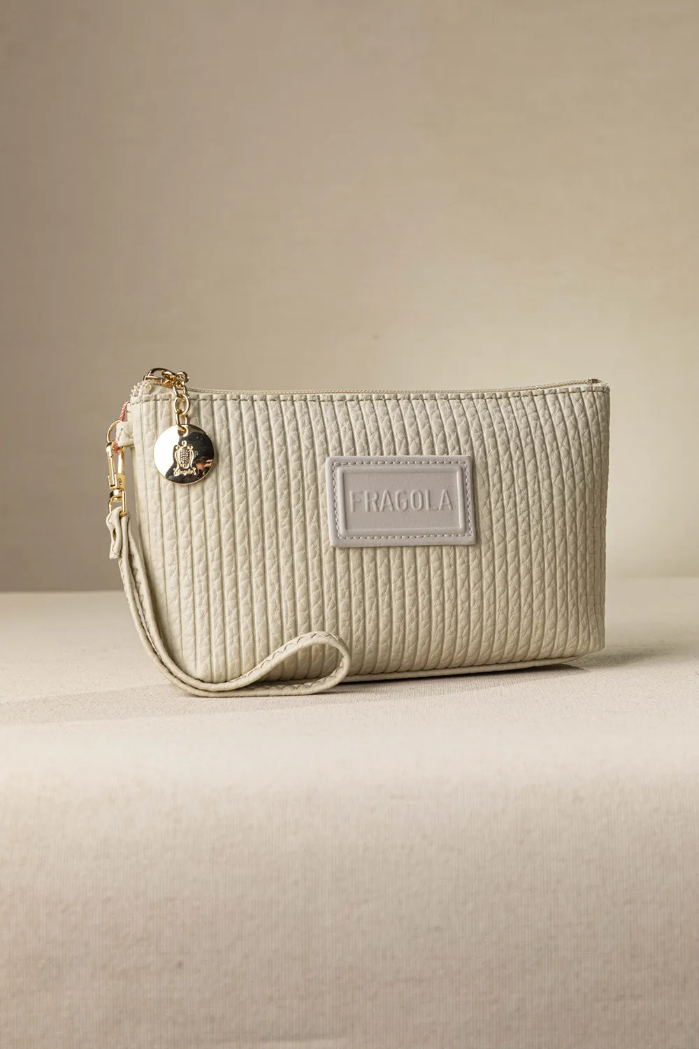 Νεσεσέρ χειρός με αποσπώμενη χειρολαβή Νεσεσέρ χειρός με αποσπώμενη χειρολαβή