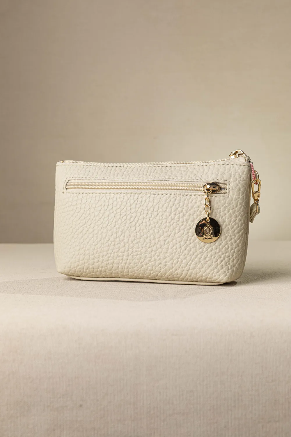 Νεσεσέρ χειρός με αποσπώμενη χειρολαβή Νεσεσέρ χειρός με αποσπώμενη χειρολαβή