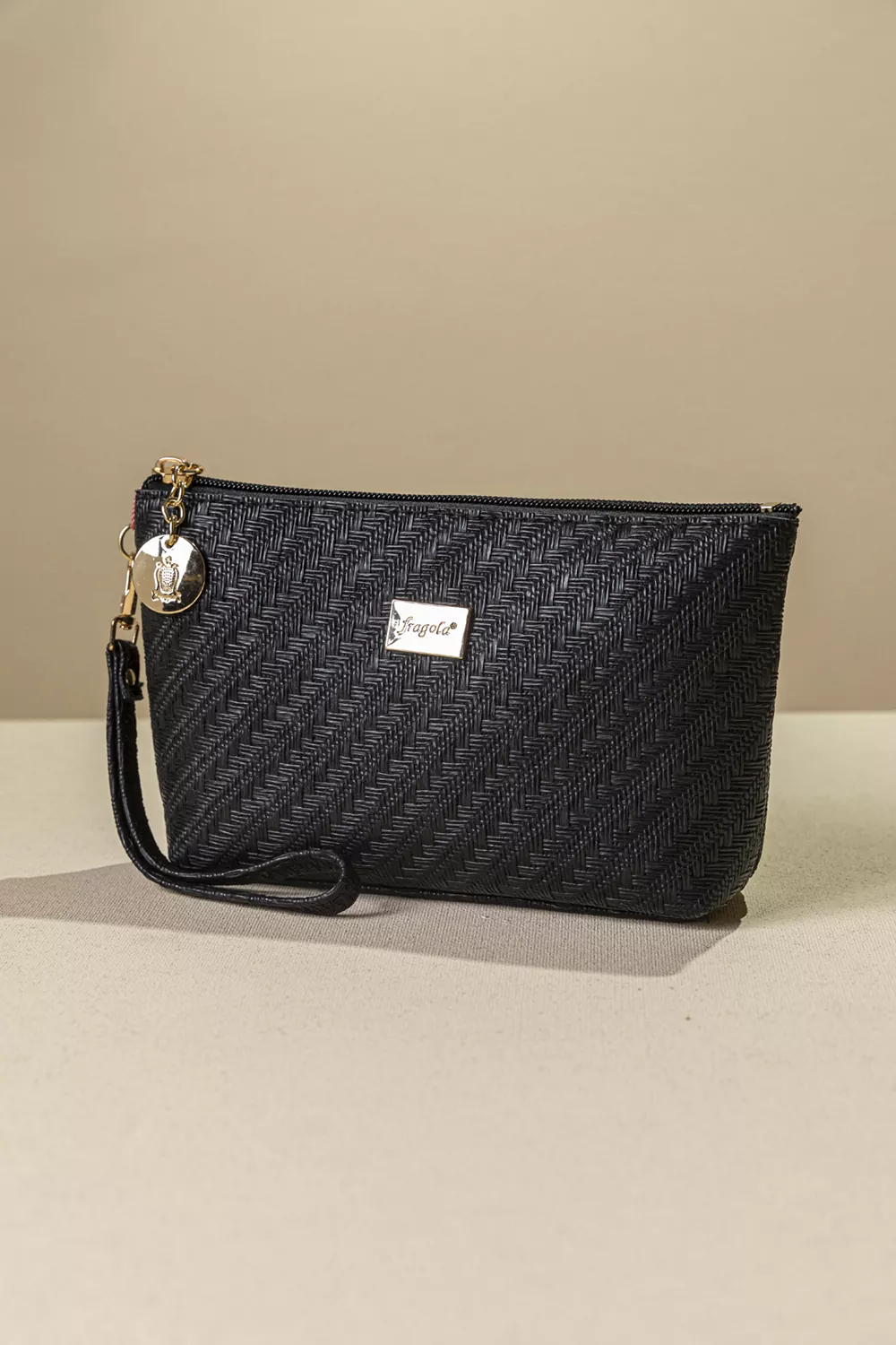 Νεσεσέρ χειρός μεσαίου μεγέθους με αποσπώμενη χειρολαβή Νεσεσέρ χειρός μεσαίου μεγέθους με αποσπώμενη χειρολαβή