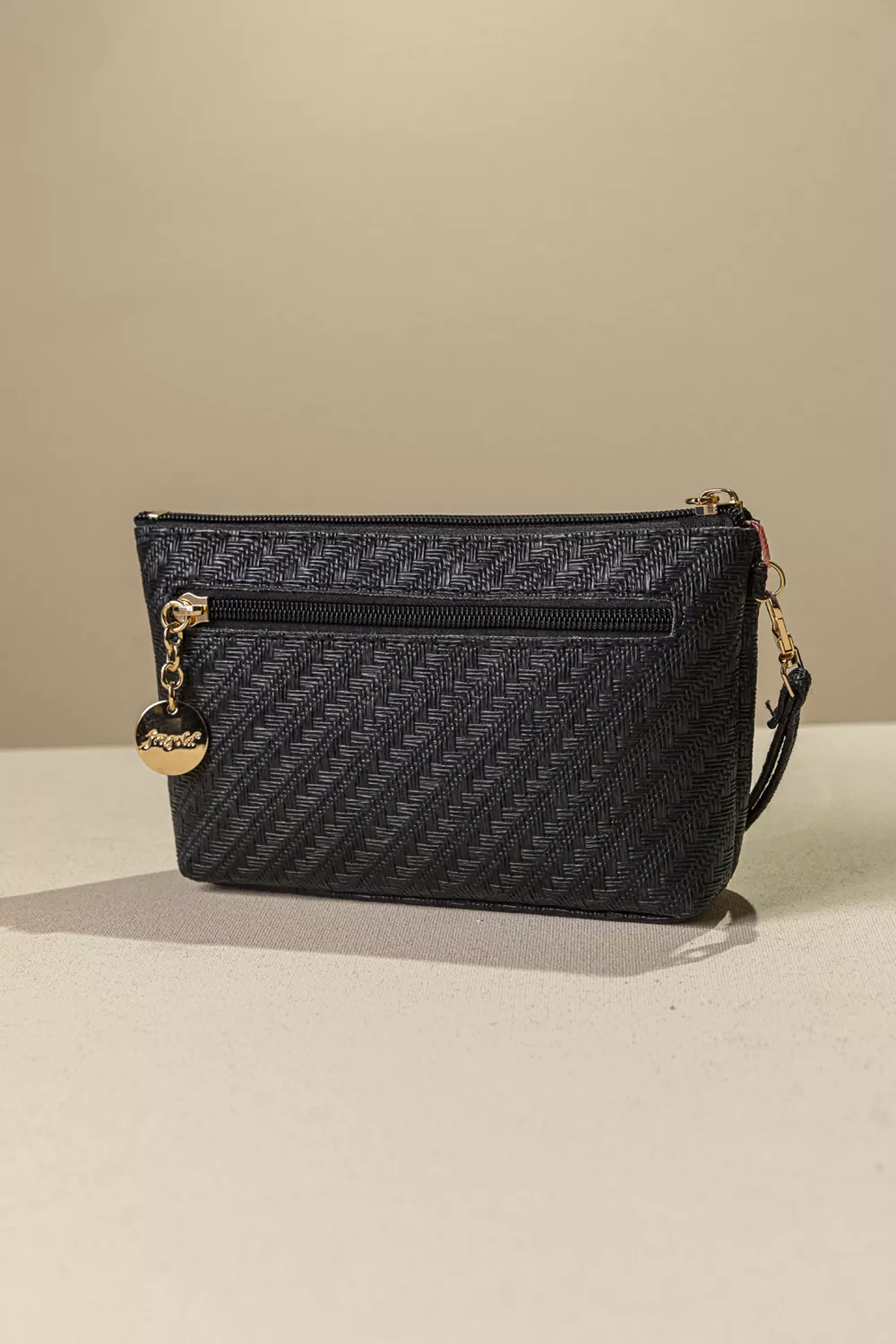 Νεσεσέρ χειρός μεσαίου μεγέθους με αποσπώμενη χειρολαβή Νεσεσέρ χειρός μεσαίου μεγέθους με αποσπώμενη χειρολαβή