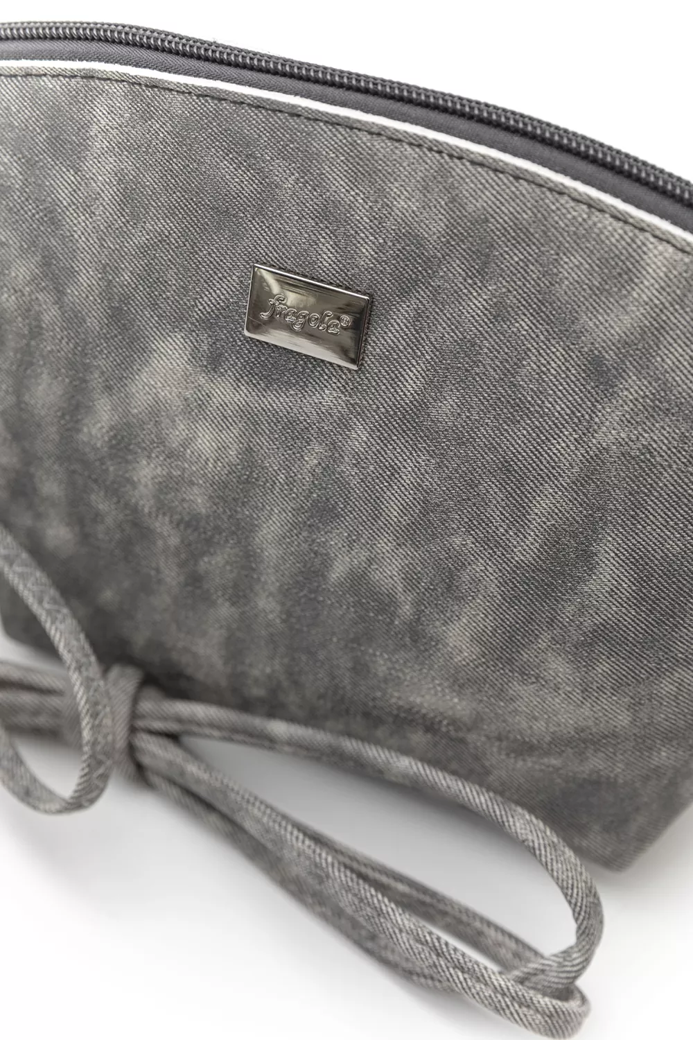 Τσαντάκι νεσεσέρ με extra χέρι για χιαστί Τσαντάκι νεσεσέρ με extra χέρι για χιαστί