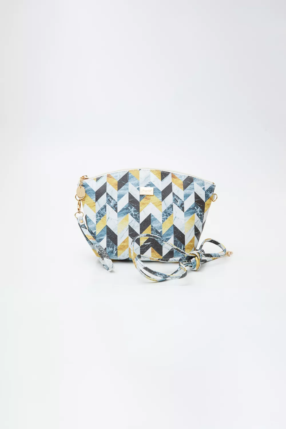 Τσαντάκι νεσεσέρ με extra χέρι για χιαστί Τσαντάκι νεσεσέρ με extra χέρι για χιαστί