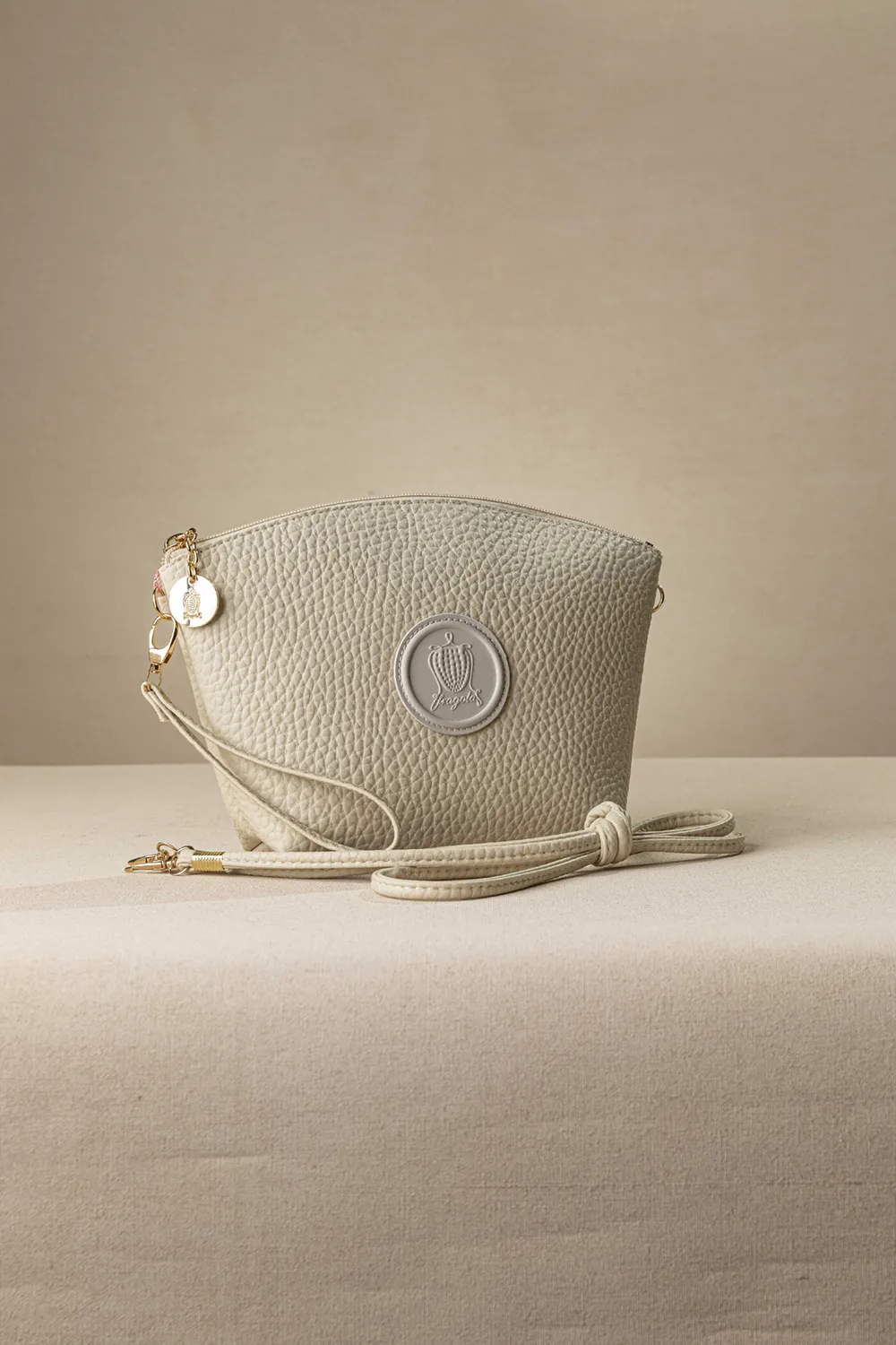 Τσαντάκι νεσεσέρ & χιαστί Τσαντάκι νεσεσέρ & χιαστί