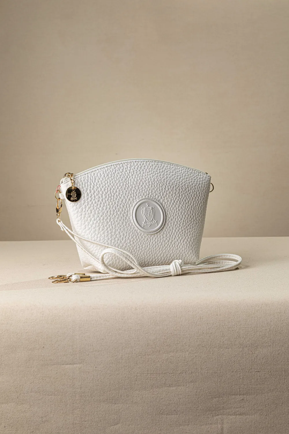 Τσαντάκι νεσεσέρ & χιαστί Τσαντάκι νεσεσέρ & χιαστί