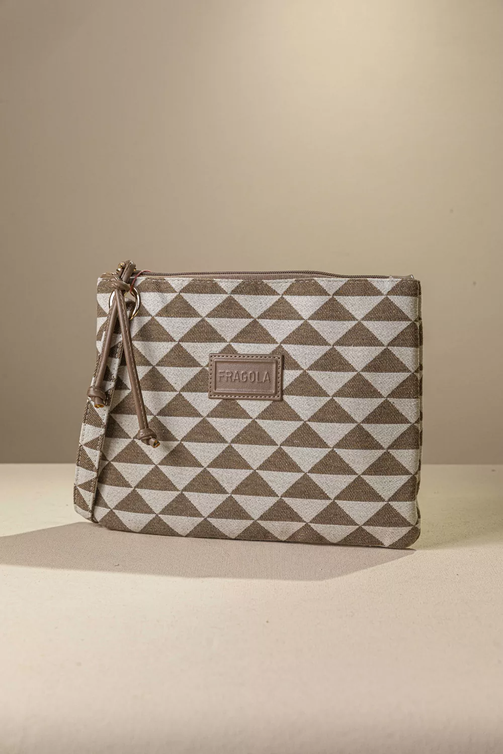 Στυλάτο νεσεσέρ/τσαντάκι Στυλάτο νεσεσέρ/τσαντάκι