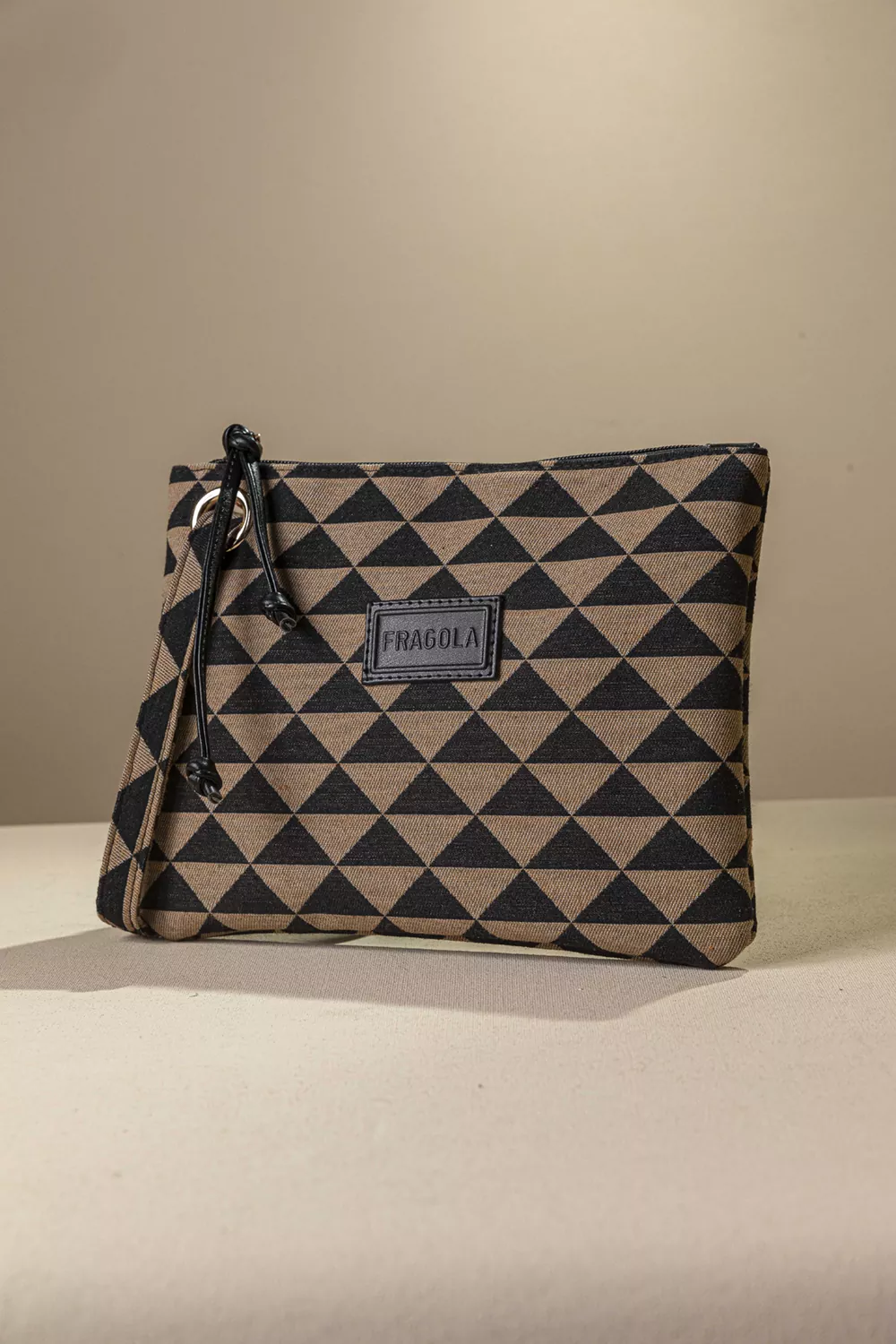 Στυλάτο νεσεσέρ/τσαντάκι Στυλάτο νεσεσέρ/τσαντάκι