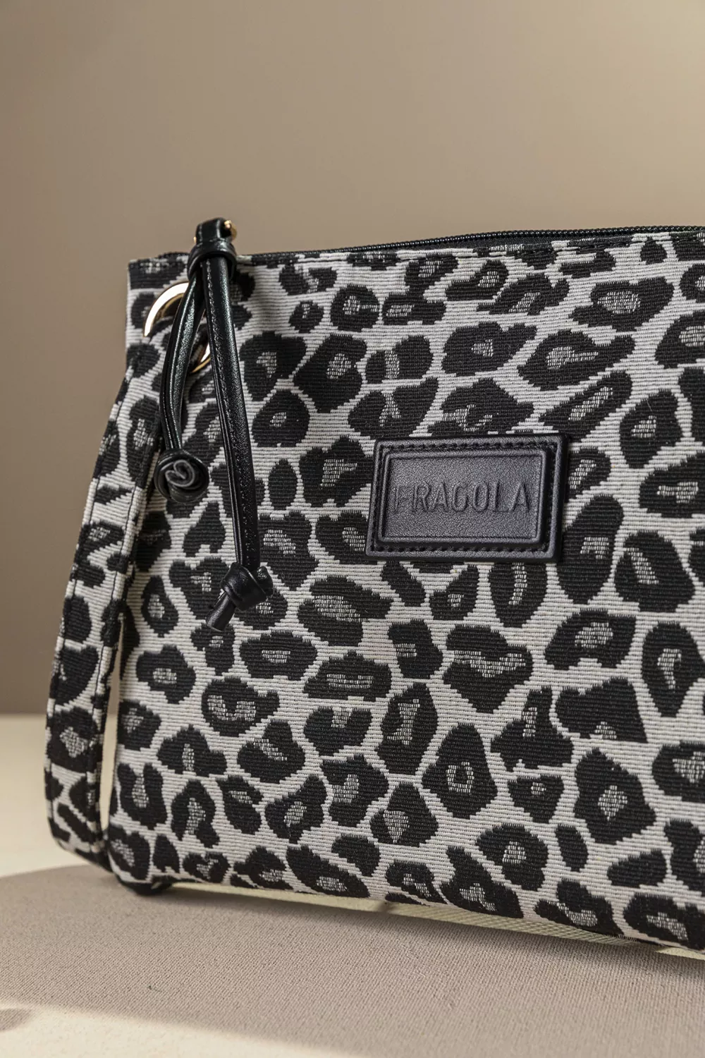 Στυλάτο νεσεσέρ/τσαντάκι Στυλάτο νεσεσέρ/τσαντάκι