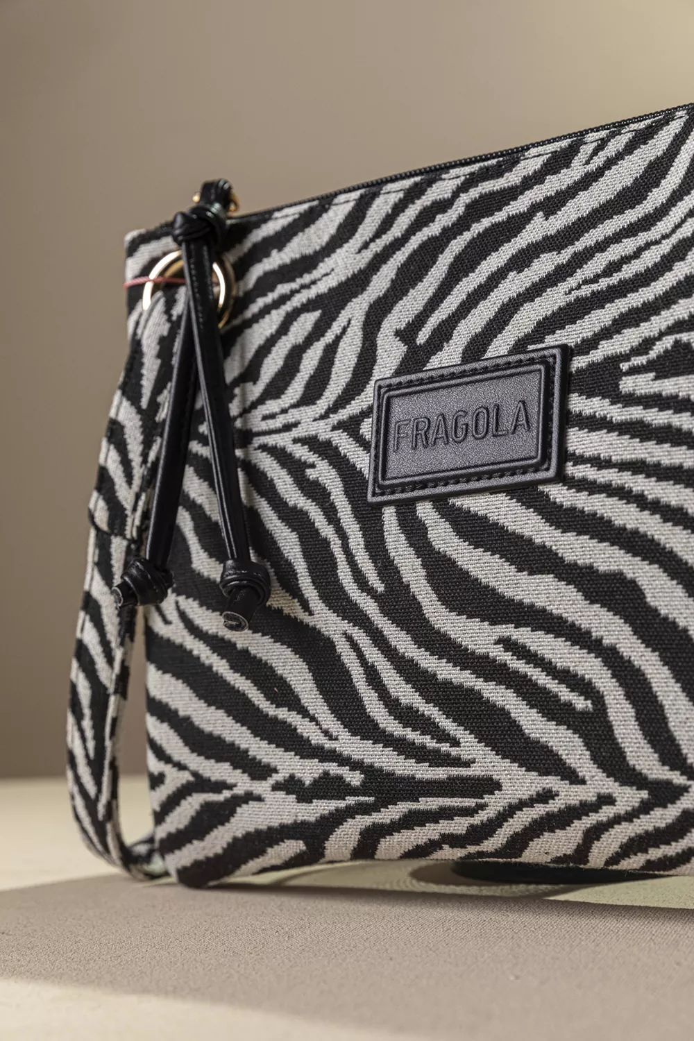 Στυλάτο νεσεσέρ/τσαντάκι Στυλάτο νεσεσέρ/τσαντάκι