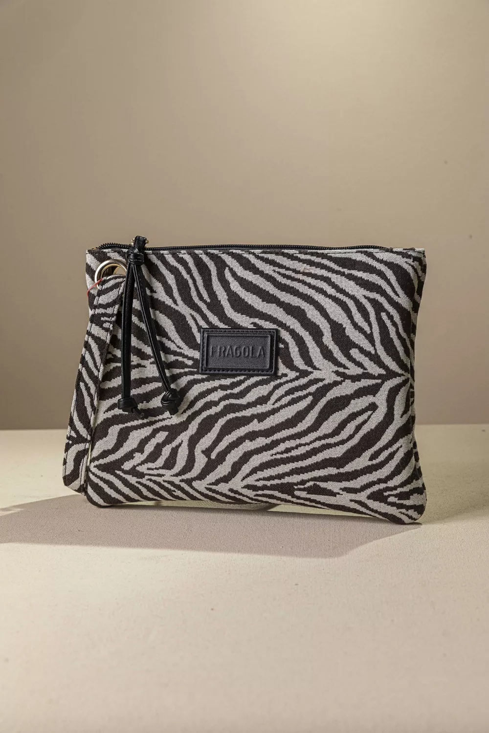 Στυλάτο νεσεσέρ/τσαντάκι Στυλάτο νεσεσέρ/τσαντάκι