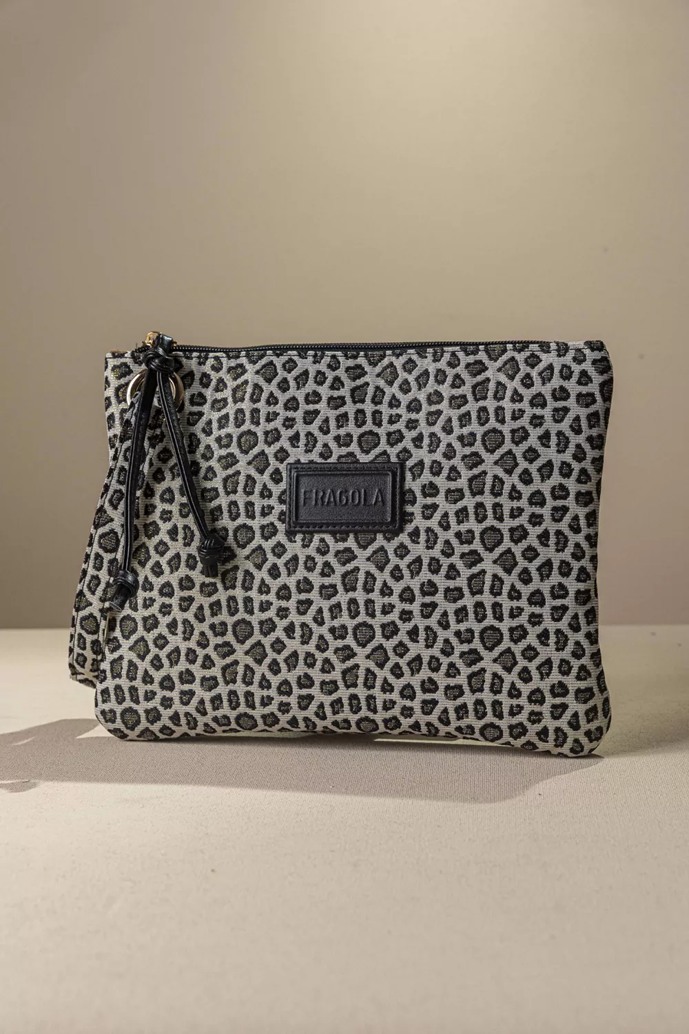 Στυλάτο νεσεσέρ/τσαντάκι Στυλάτο νεσεσέρ/τσαντάκι