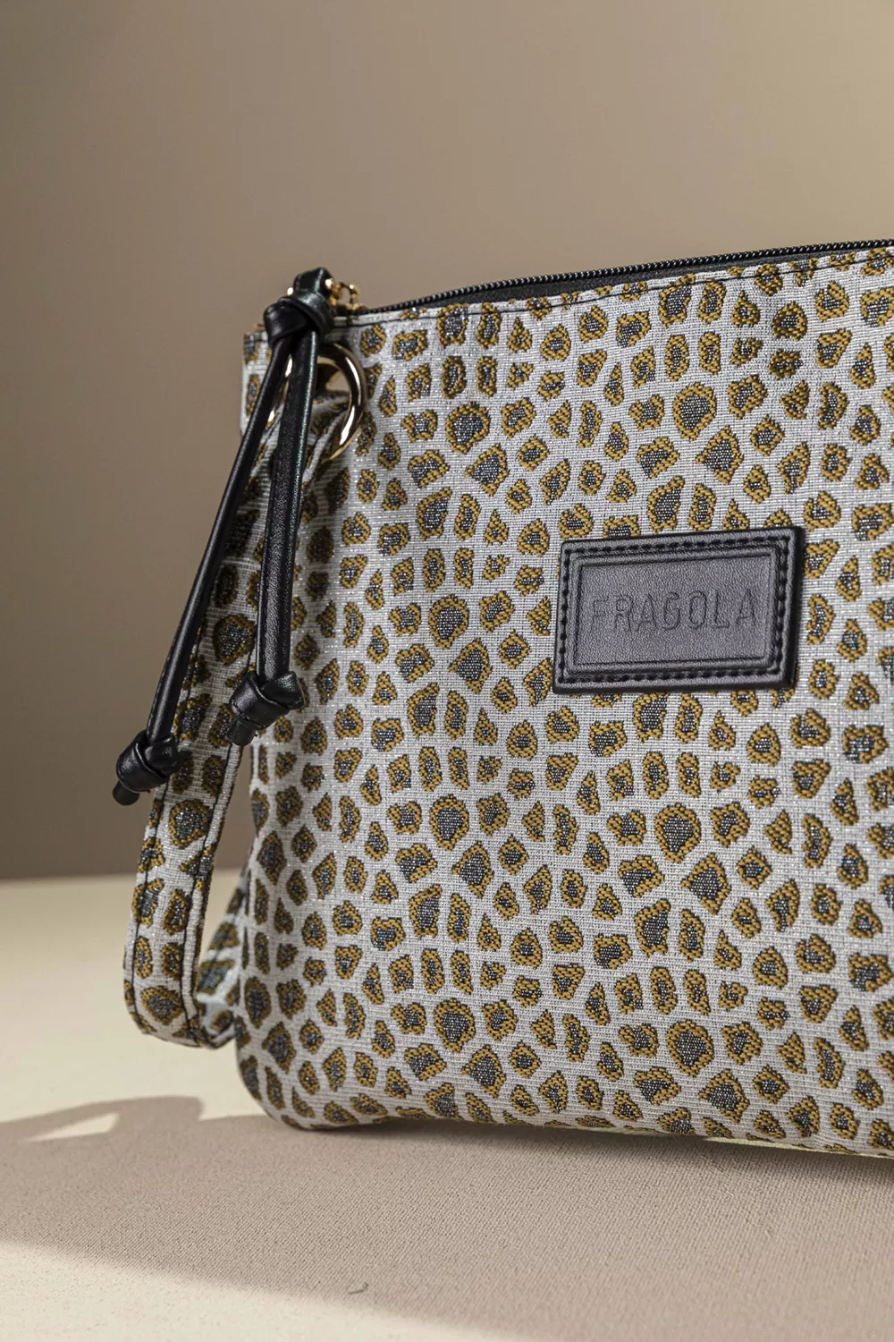 Στυλάτο νεσεσέρ/τσαντάκι Στυλάτο νεσεσέρ/τσαντάκι