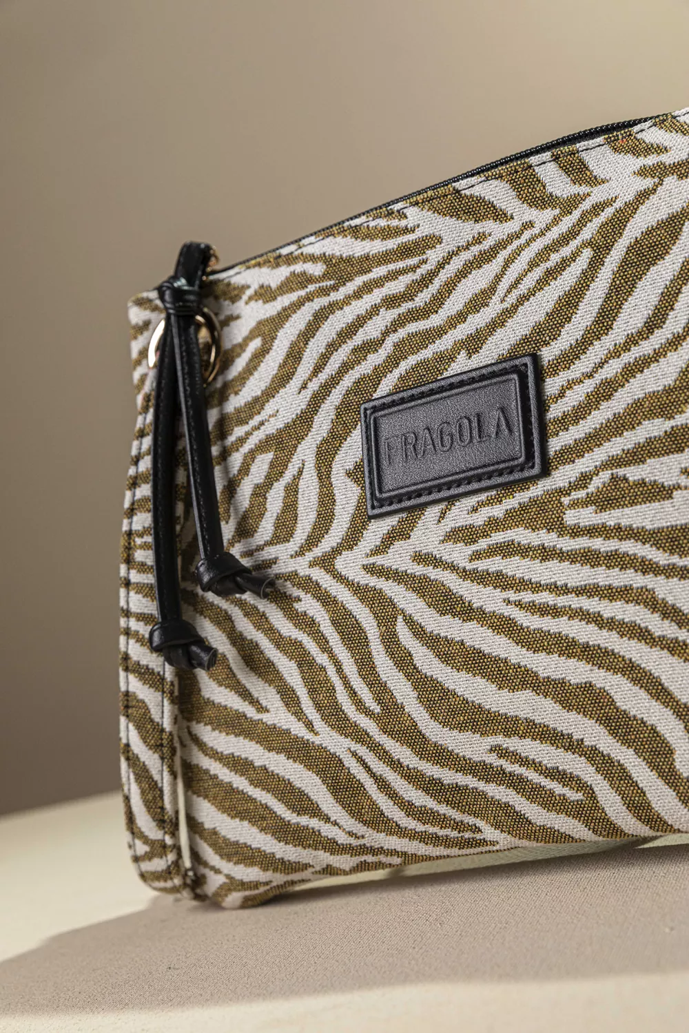 Στυλάτο νεσεσέρ/τσαντάκι Στυλάτο νεσεσέρ/τσαντάκι