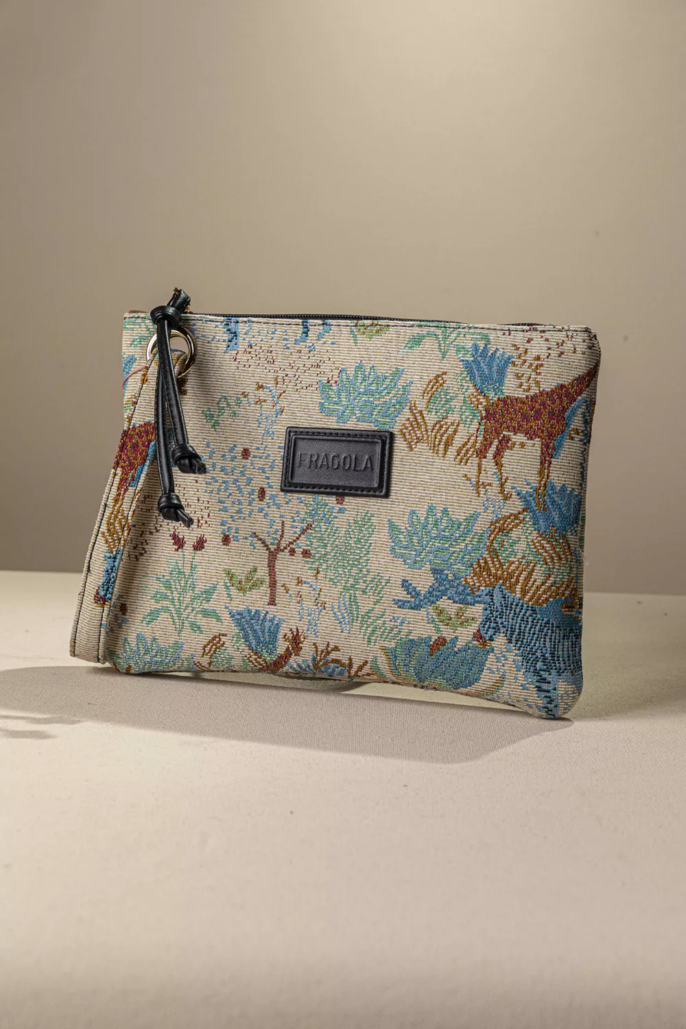 Στυλάτο νεσεσέρ/τσαντάκι Στυλάτο νεσεσέρ/τσαντάκι