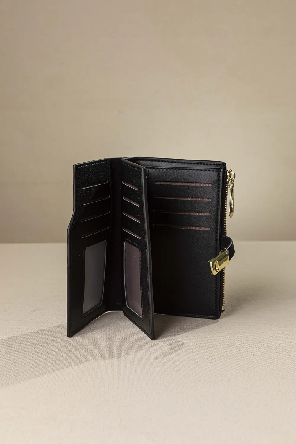 Πορτοφόλι με μαγνητικό κλιπ