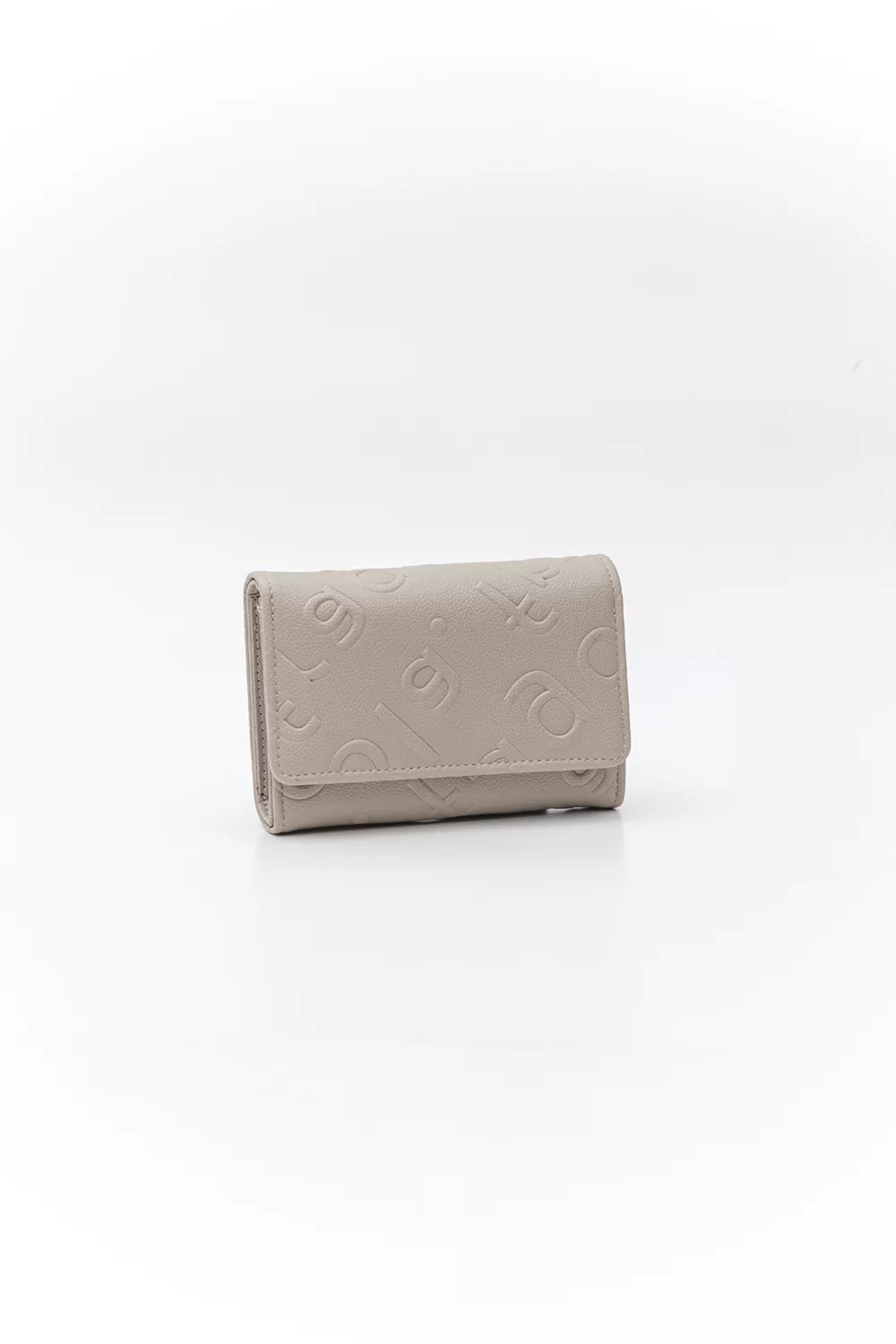 Μεσαίο πορτοφόλι με καπάκι letters